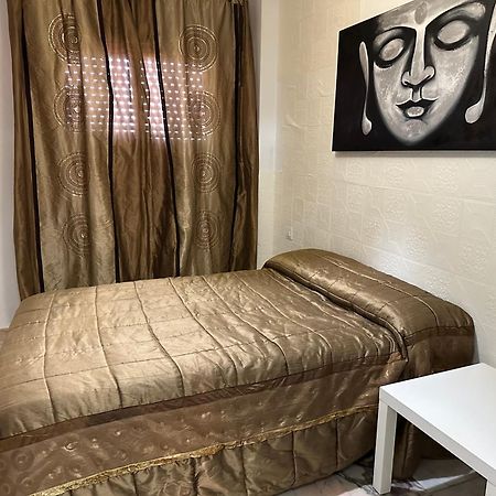 Apartamento Cerca Del Aereopuerto Sevilla Exteriör bild